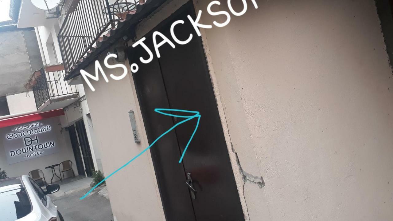 بيت شباب Ms. Jackson تبليسي المظهر الخارجي الصورة